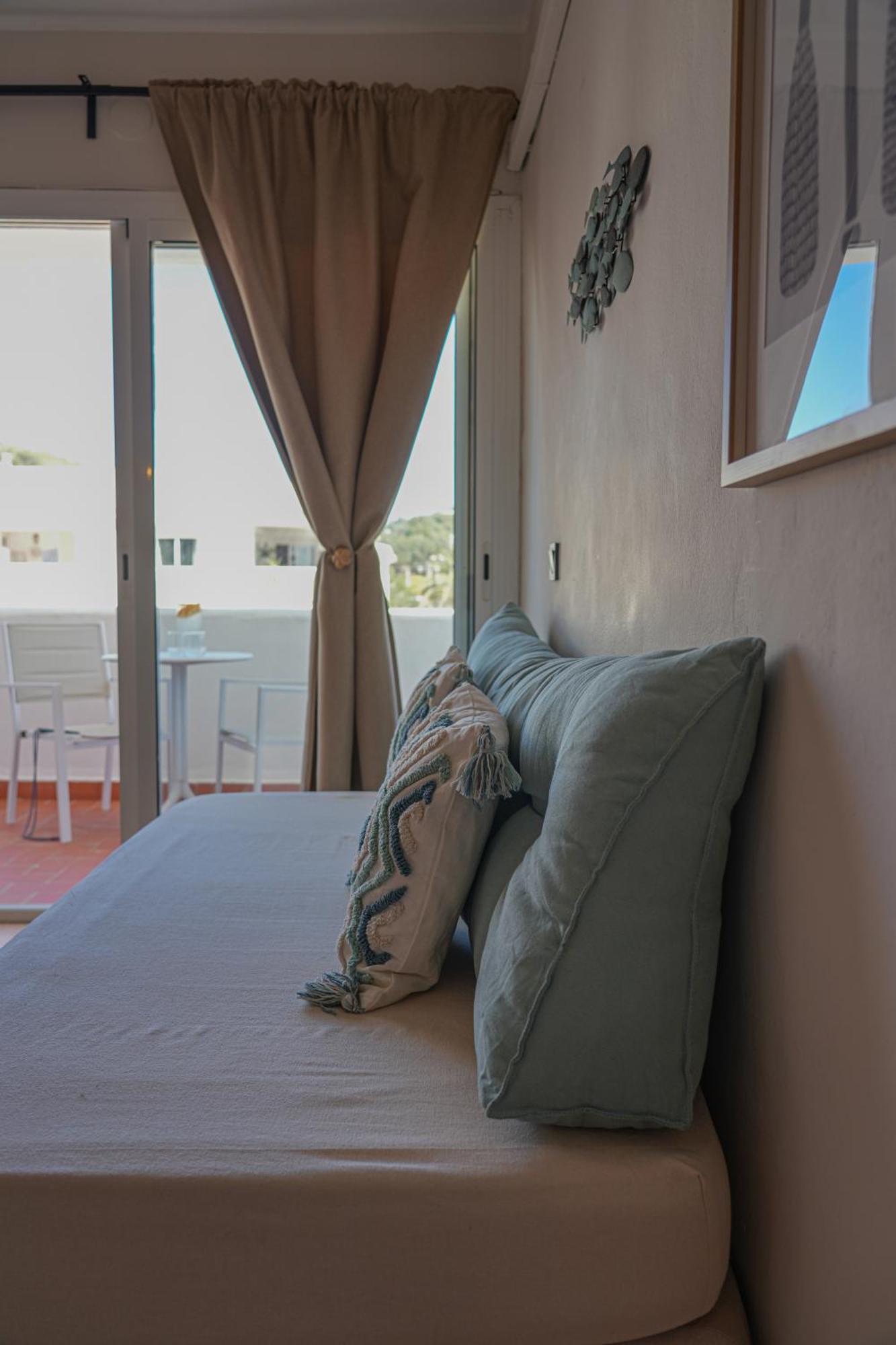 קאלה יונגה Apartamentos Ses Veles מראה חיצוני תמונה